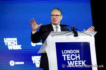 Starmer gives tech companies ultimatum over children sending naked images