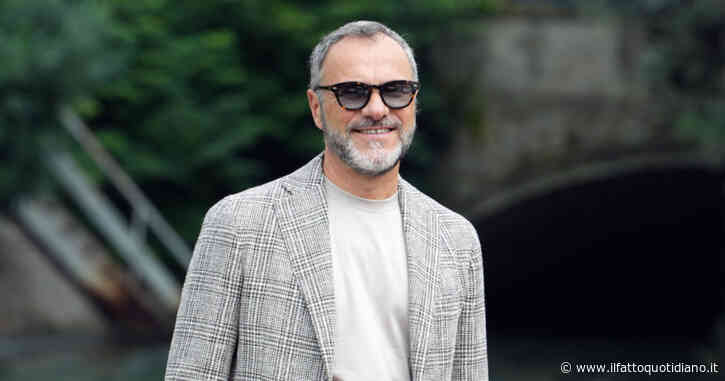 “Sono imbarazzato. Negli ultimi anni sono successe e stanno succedendo cose gravissime e nessuno dice niente. Viviamo in un’epoca in cui abbiamo paura”: così Massimiliano Gallo