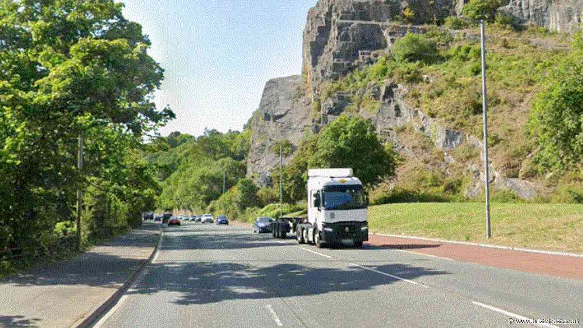'Police presence' on Portway as drivers face delays - updates