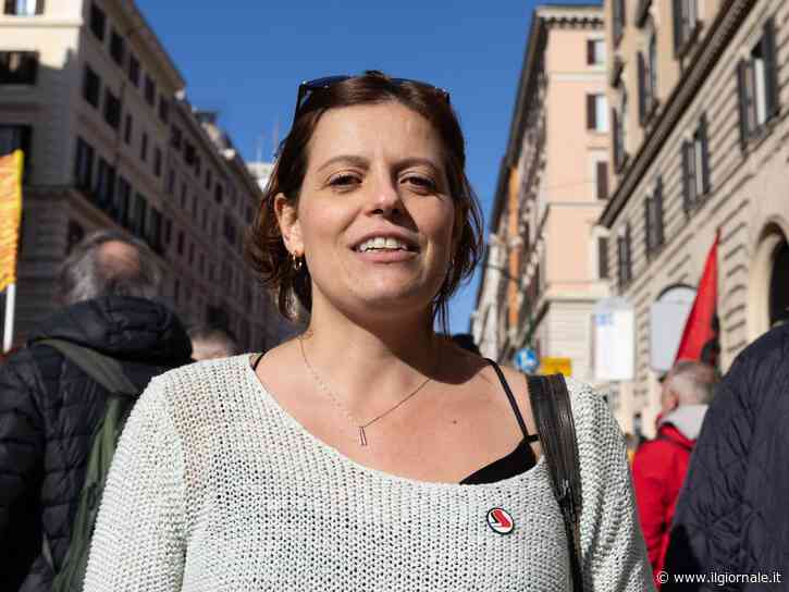 Salis scopre i furbetti della residenza