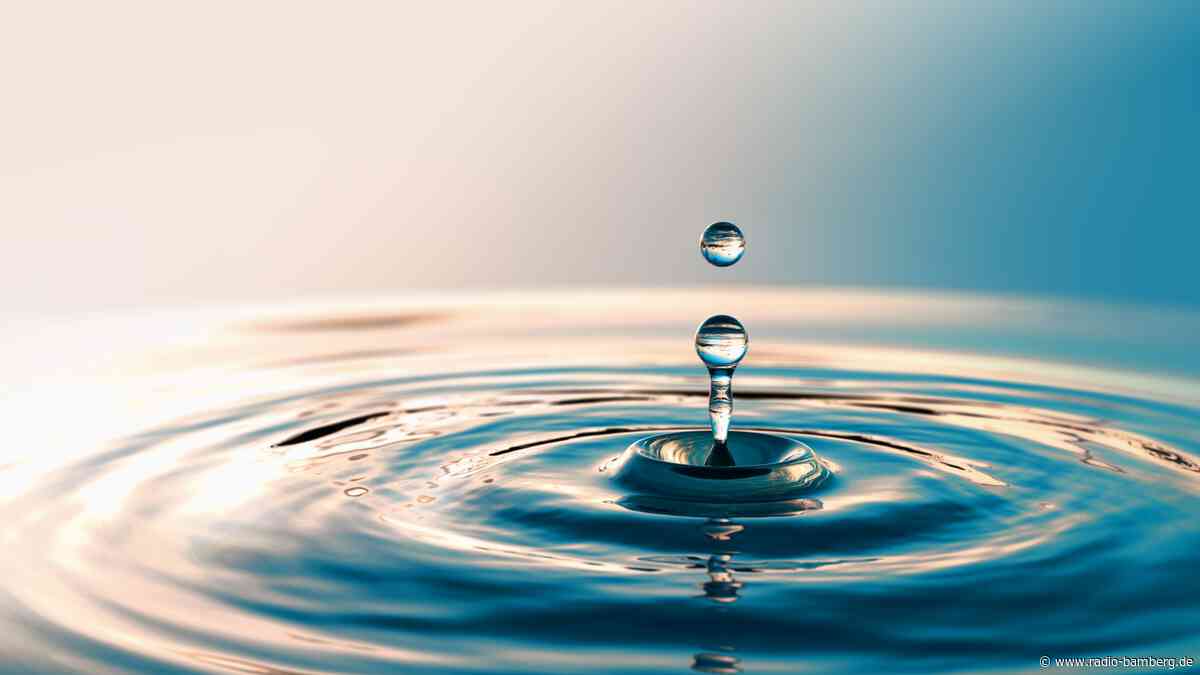 Niedrige Pegel: Landratsamt Bamberg ruft zum Wassersparen auf