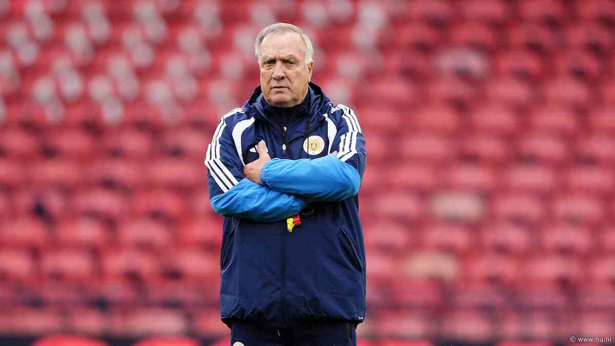 Dick Advocaat snapt niets van ontslag Van Persie en hekelt rol nieuwe directeur
