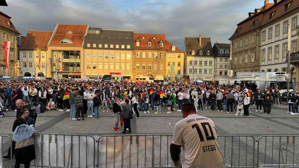 Mission Weltmeistertitel: „Radio Bamberg Fanmeile“ mit den deutschen Spielen auf dem Maxplatz