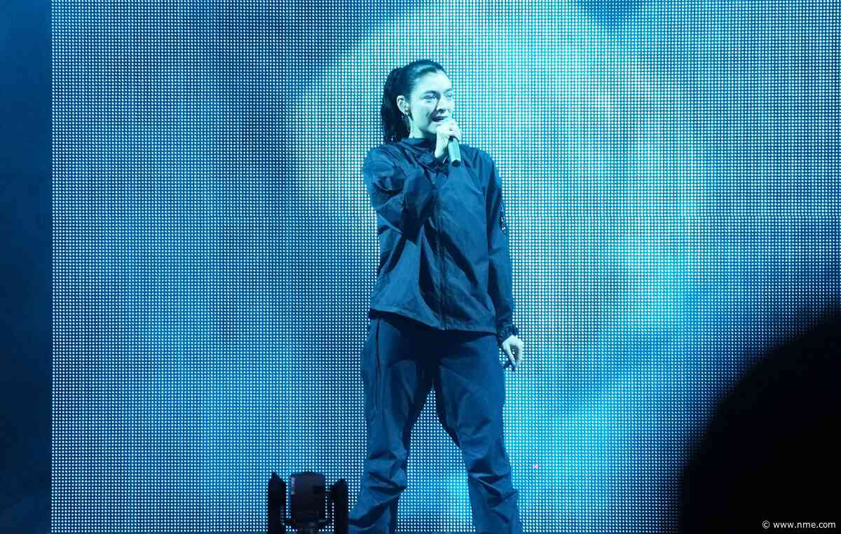 Watch Lorde put personal spin on Charli XCX collab ‘Girl, So Confusing’ at Governor’s Ball 2026