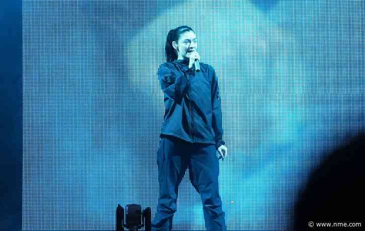 Watch Lorde put personal spin on Charli XCX collab ‘Girl, So Confusing’ at Governor’s Ball 2026