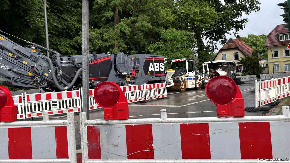 Schleichweg in Niendorf noch länger voll gesperrt – auch Radfahrer betroffen