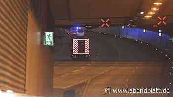 Auto brennt im Tunnel Stellingen: A7 in Hamburg voll gesperrt