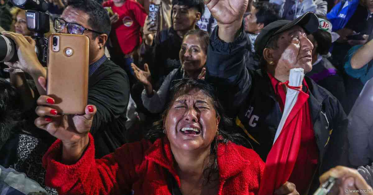 Peru wacht nog op uitslag: presidentverkiezingen liggen te dicht bij elkaar, mogelijk pas over weken duidelijkheid