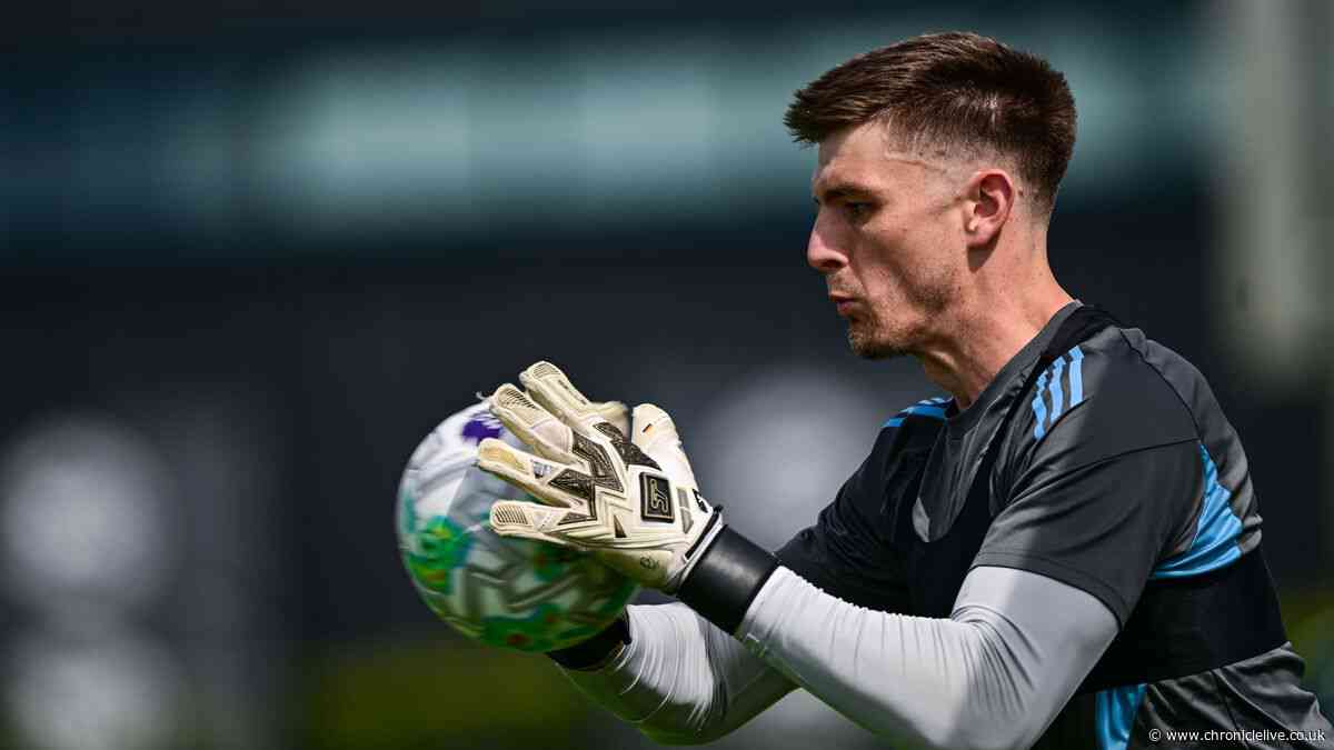 What Nick Pope has been told about his Newcastle United future after Leeds United bid claim