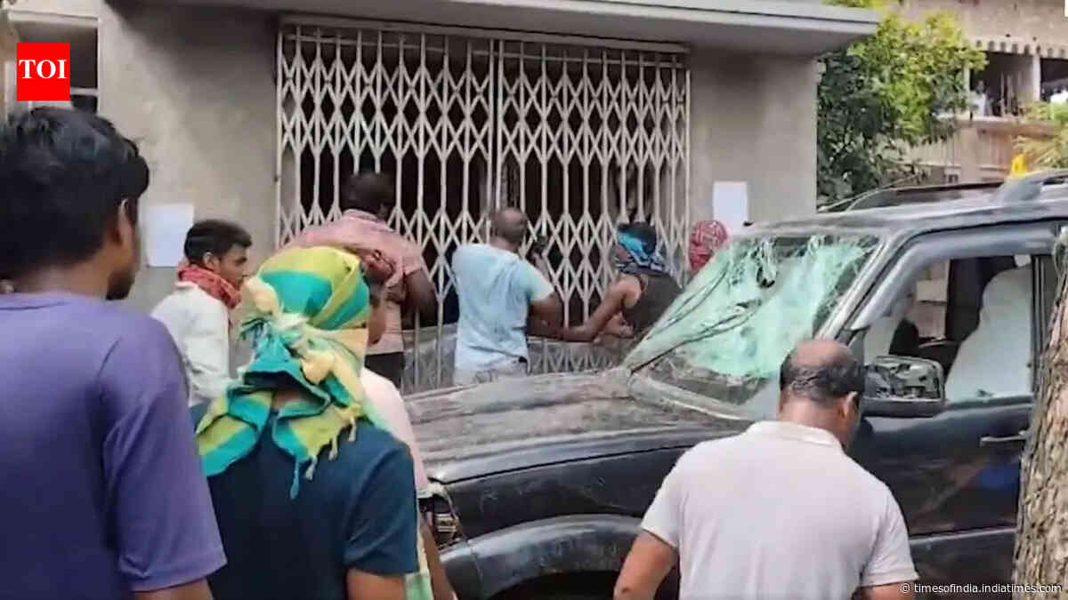 Angry locals vandalise TMC leader Jahangir Khan's office after his arrest near Nepal border