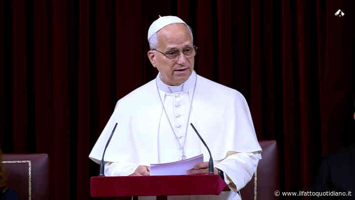 Papa Leone XIV contro il riarmo: “Preoccupante che venga presentato come risposta inevitabile alla fragilità internazionale”