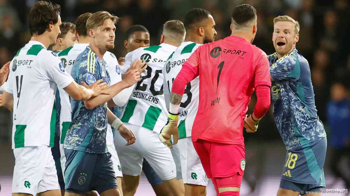 Vaessen blikt terug op pijnlijke wedstrijd: 'Klaassen gaf knietjes in m'n ballen; Brobbey pakte mij vast'