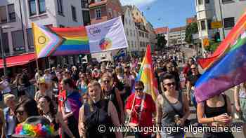 Größte Regenbogenflagge Deutschlands: Bei der diesjährigen CSD-Parade werden Rekorde gebrochen