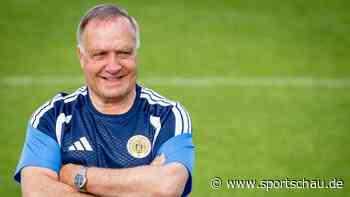 DFB-Blog: Curacao-Coach Advocaat adelt DFB-Team