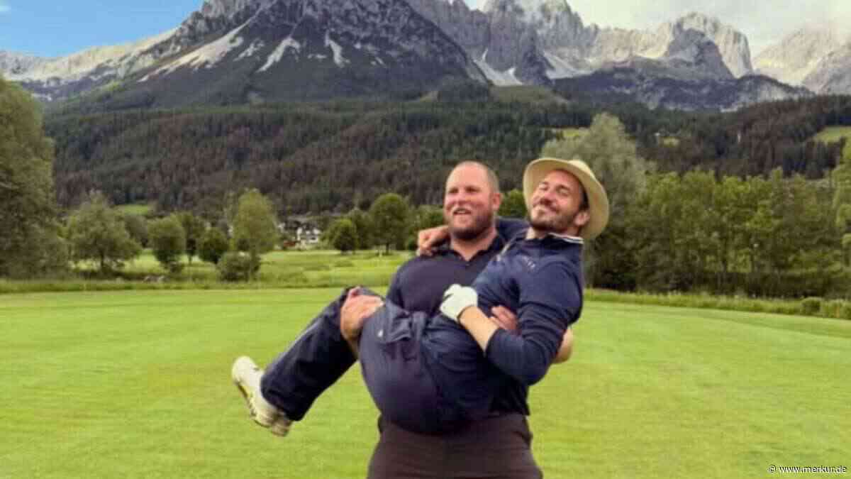 Felix Neureuther spielt Golf mit NFL-Profi und versteigert Siegerhelm