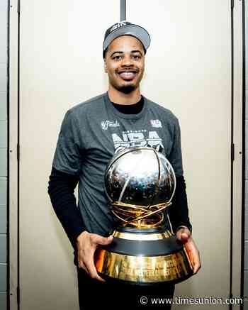 Knicks, Spurs each have Siena connections in NBA Finals matchup