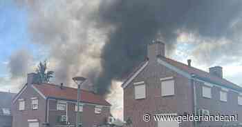Veel rook bij brand in woonwijk in Uden