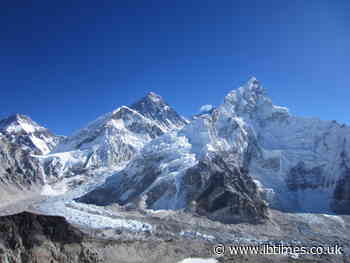 Lost Everest Guide Survived Horror Six-Day Ordeal By Eating Chocolate, Chewing Ice