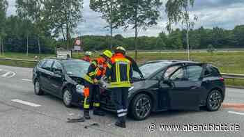 Unfall an der Landesgrenze: Vier Verletzte bei Zusammenstoß