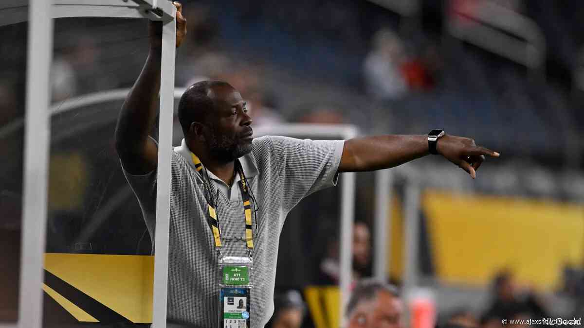 Rondom Ajax: Menzo vindt nieuw avontuur als bestuurder in Ghana