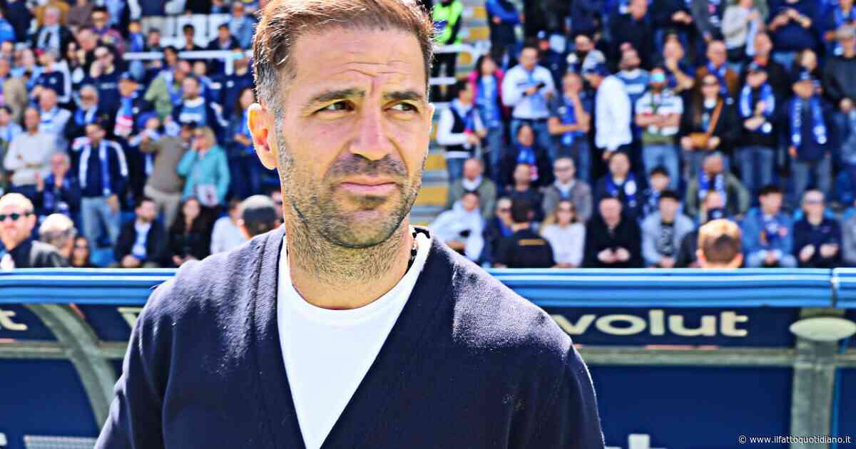 “Mia figlia di 13 anni è l’unica della sua classe che non ha telefono. Quella m***a lì che divora il tempo dei bambini”: parla Fabregas