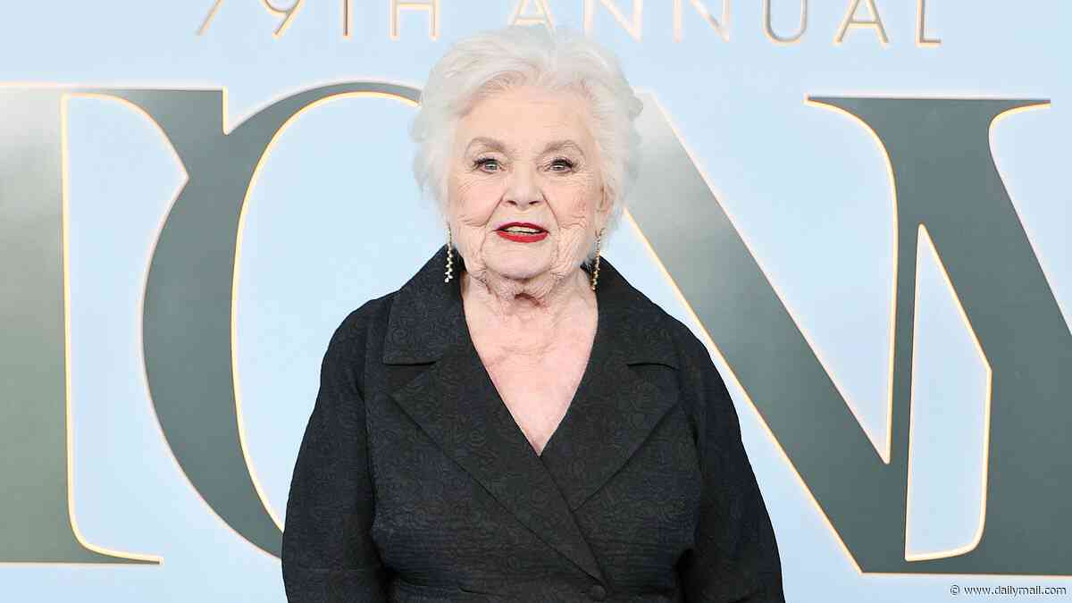 Fans can't believe June Squibb's age as she goes viral at Tony Awards