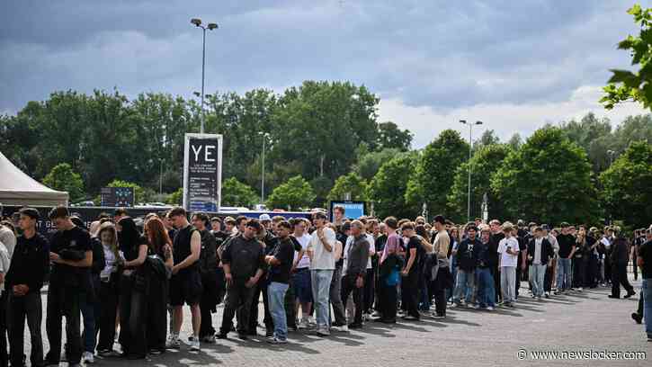 Klachtenregen na show Kanye West; veel fans staan nog buiten GelreDome als rapper al opkomt