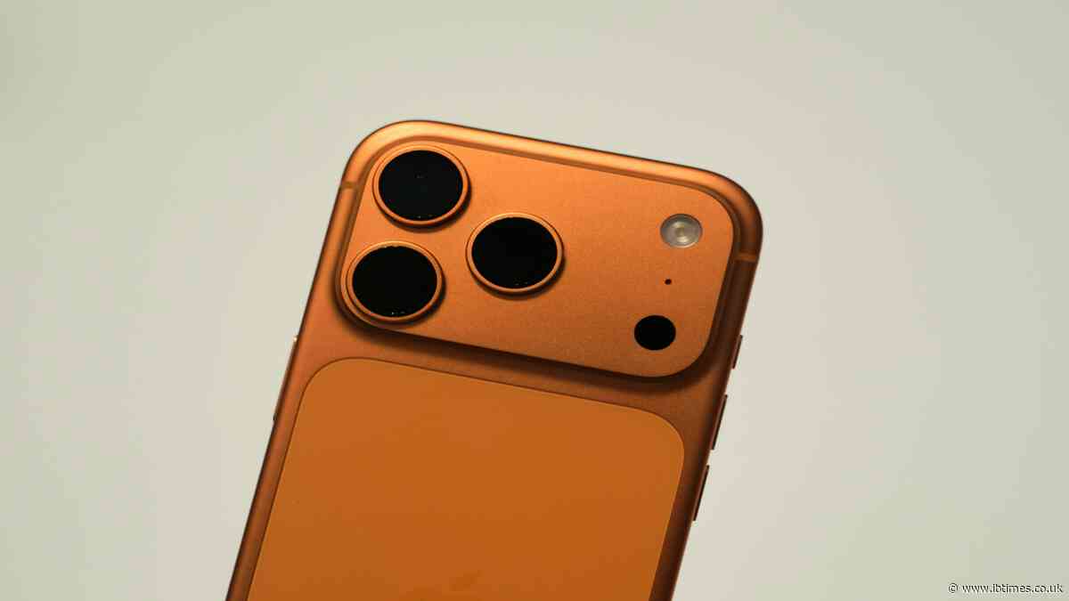 Is Apple Delaying the Base iPhone 18 Just to Save Its New Ultra-Premium Pro Models?