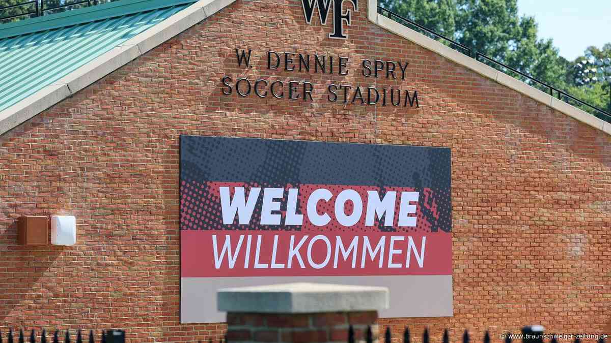 DFB-Ticker: Reporter zeigen Quartier der Nationalelf in den USA
