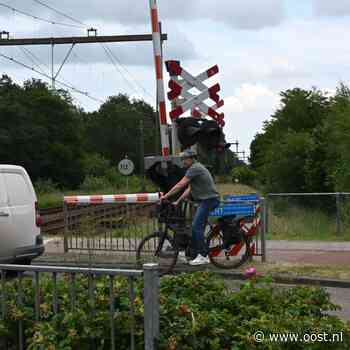 Storing bij spoorwegovergang Steenwijk
