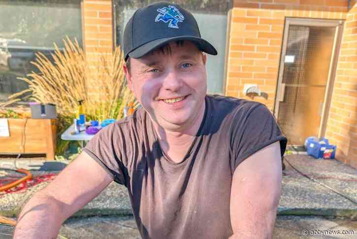 Communitas in Abbotsford holds clothing sale and car wash