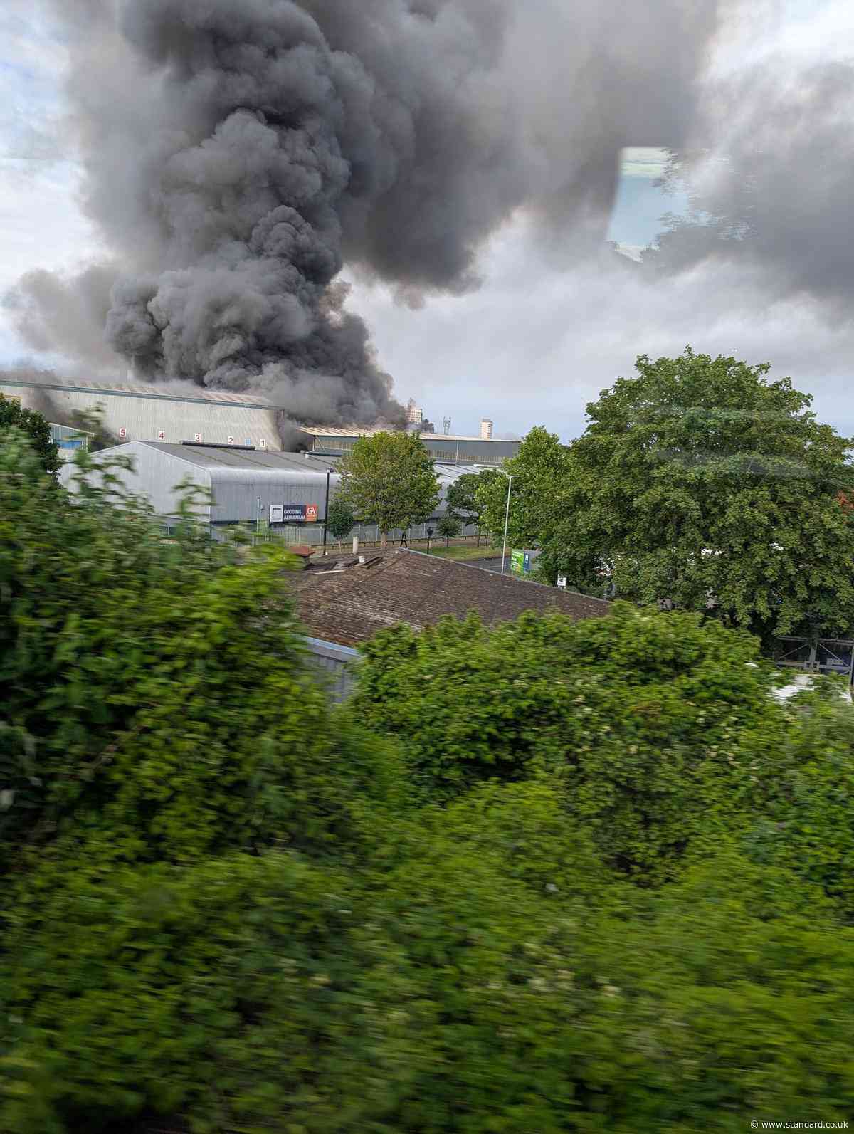 Bermondsey fire: 100 firefighters battle blaze as huge plume of smoke seen across London skyline