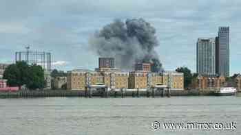 London fire live: Black smoke billows across Bermondsey as 100 firefighters tackle massive warehouse blaze