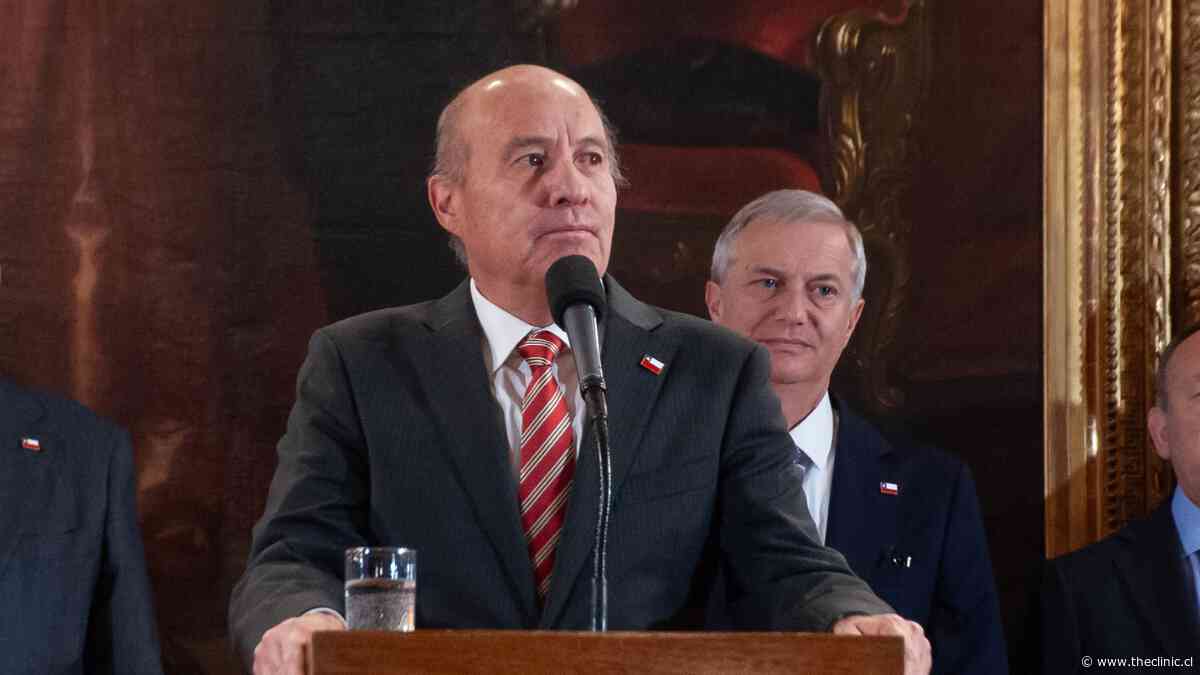 Gobierno asegura que no dará pie atrás con embargo a deudores CAE: “Vamos a seguir cobrando”