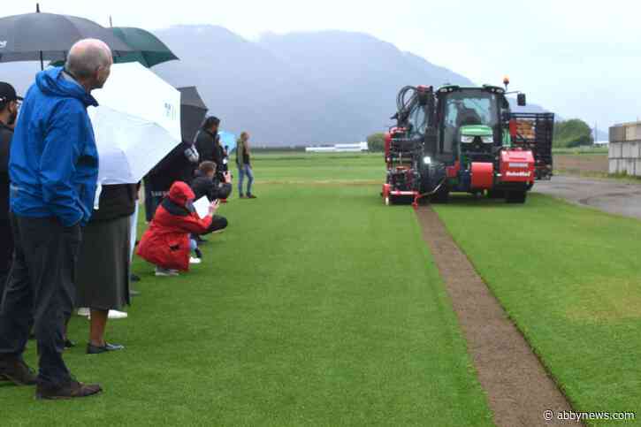 Abbotsford sod, animal nutrition and wine showcased at 2026 Agriculture Bus Tour