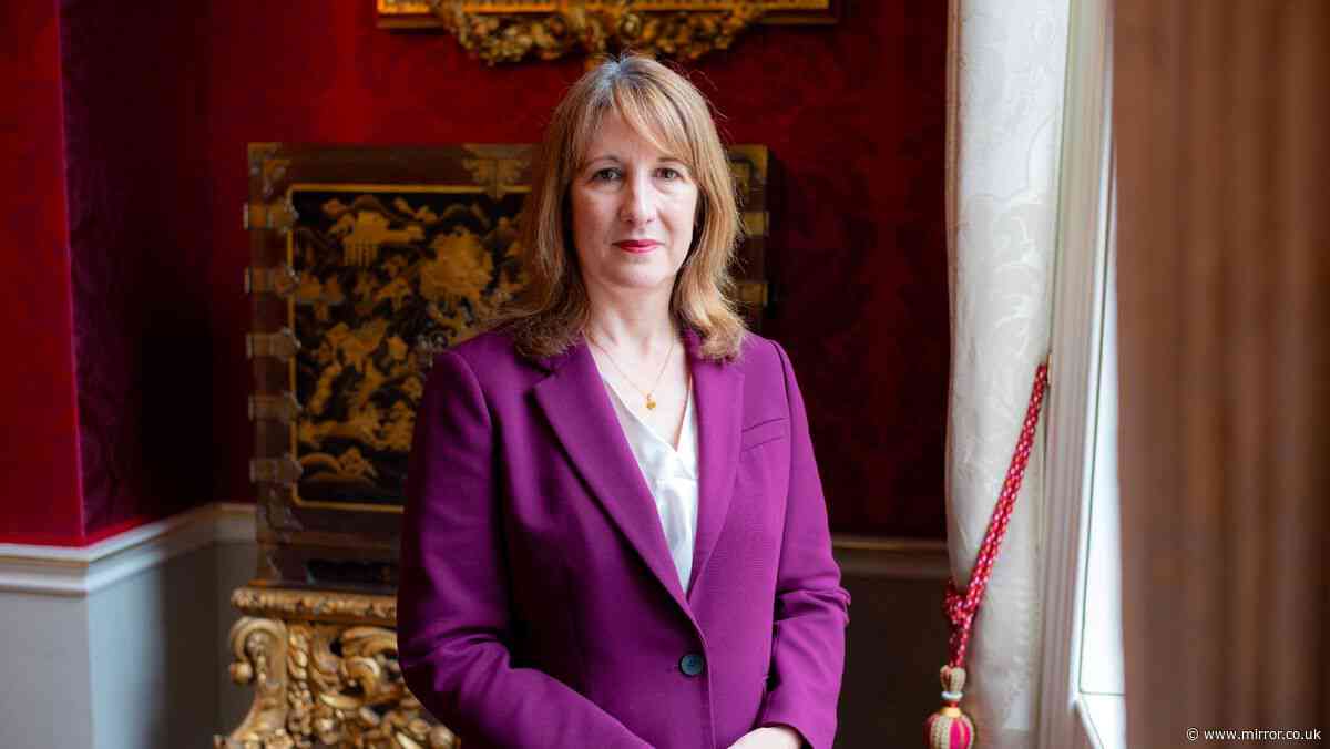 Rachel Reeves says Labour must stick to Brexit promise as party splits emerge