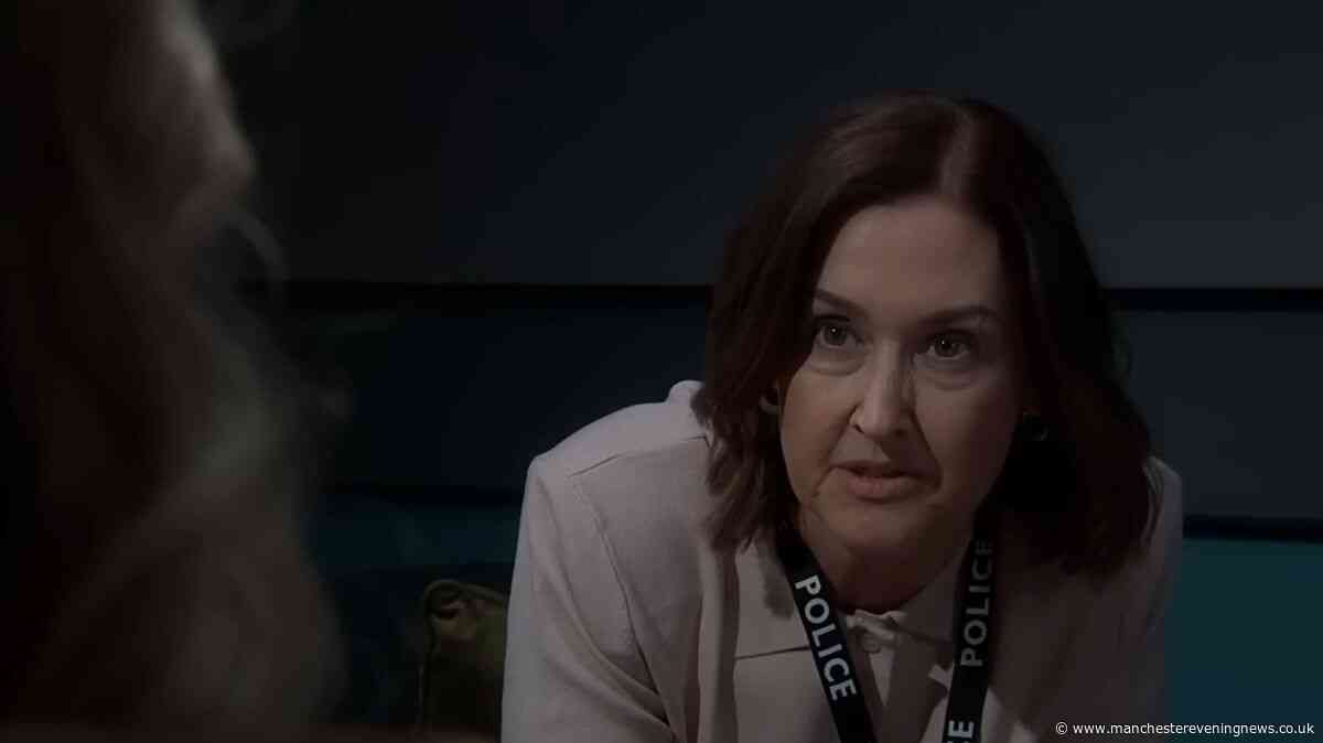Coronation Street fans double-take as former star appears in Emmerdale