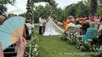Topiary kangaroo brings touch of Oz to Baillieu society wedding