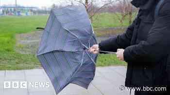 Events disrupted as high winds hit south coast