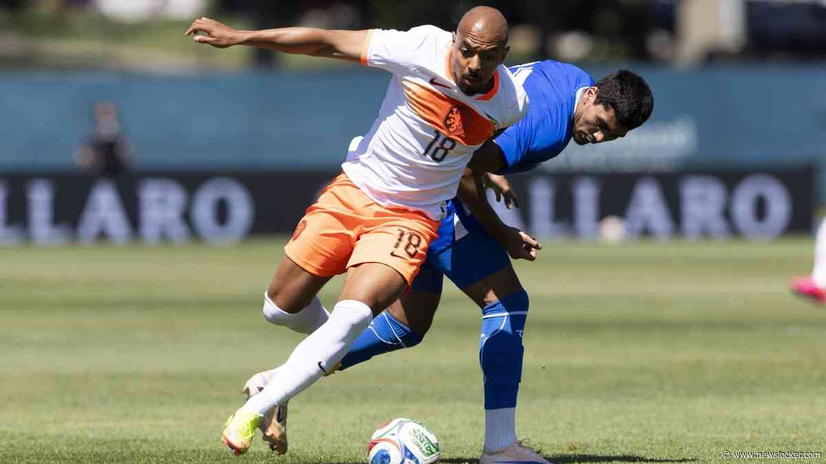 LIVE | Nederlands elftal laat twee grote kansen liggen op snelle openingstreffer tegen Oezbekistan