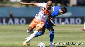LIVE | Nederlands elftal laat twee grote kansen liggen op snelle openingstreffer tegen Oezbekistan