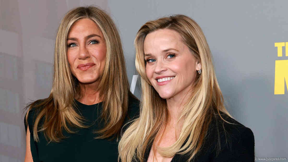 Jennifer Aniston & Reese Witherspoon Hold Hands as They Arrive at ‘The Morning Show’ FYC Event
