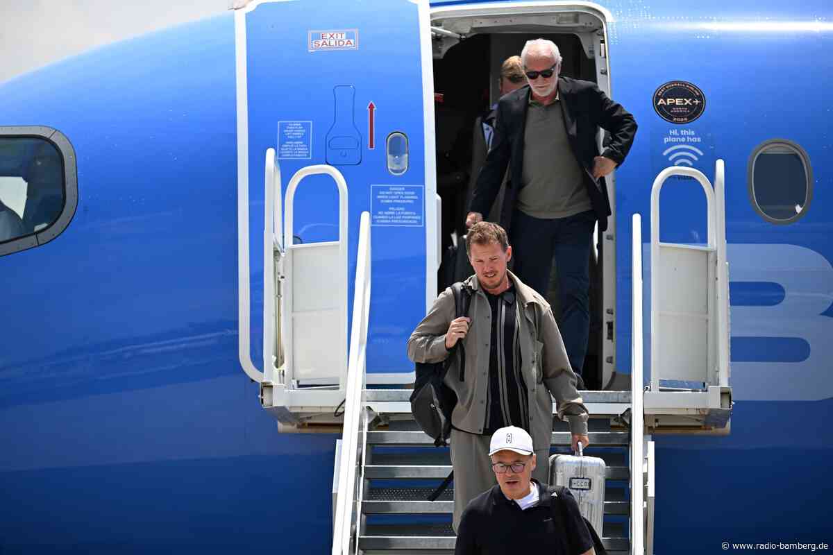 Cheerleader-Jubel zum Empfang des DFB-Teams in Winston-Salem