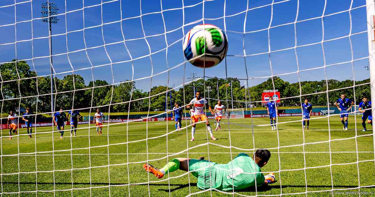 LIVE Oranje | Oranje op voorsprong via Gakpo, Malen vraagt tevergeefs om penalty