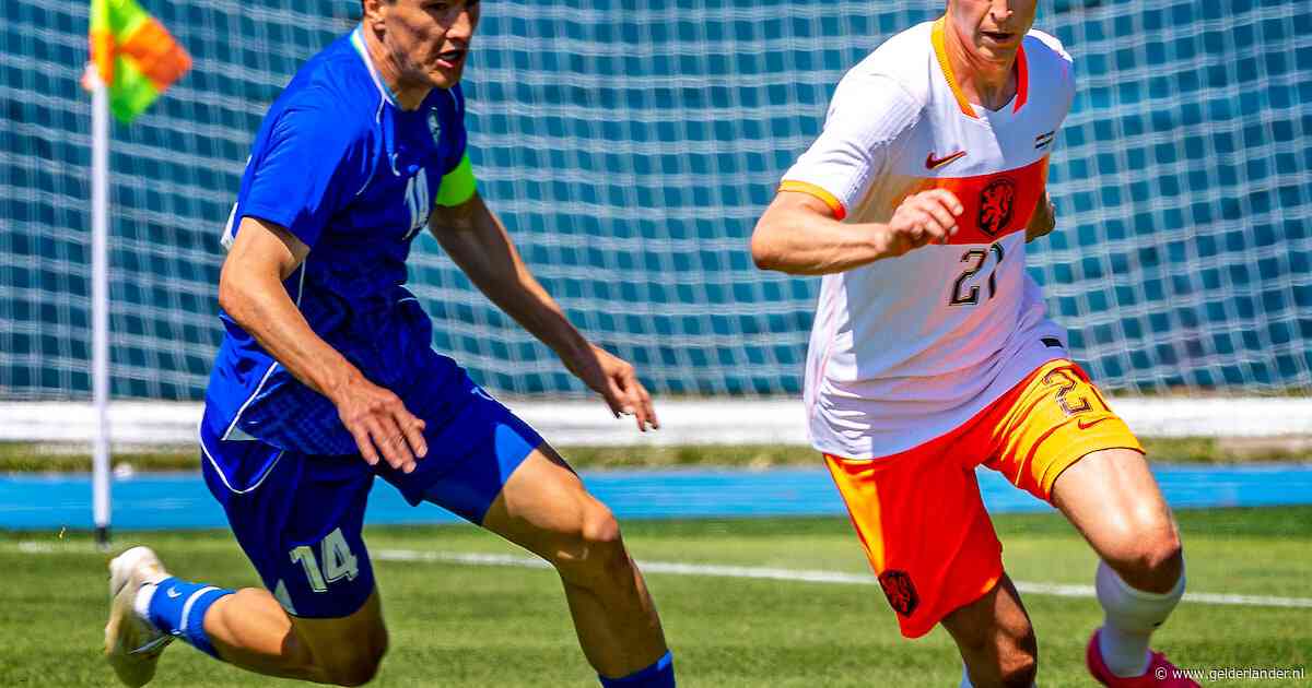 Oranje op voorsprong via Gakpo, Malen vraagt tevergeefs om penalty