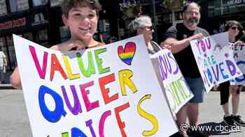 'We demand your resignation': Protesters march to Cambridge city hall after mayor interrupts Pride speech