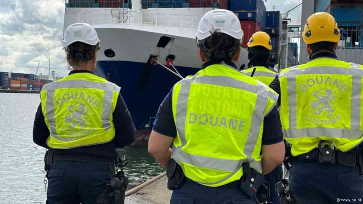 Kapitein containerschip opgepakt vanwege omzeilen sancties tegen Rusland