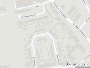 Ambulance met grote spoed naar de Van Nidekstraat in Velsen-Noord