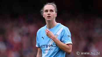 Vivianne Miedema ondergaat opnieuw knieoperatie en is voorlopig uit roulatie