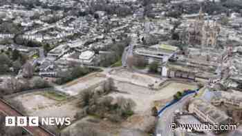 City plan promises 320 homes as costs cut
